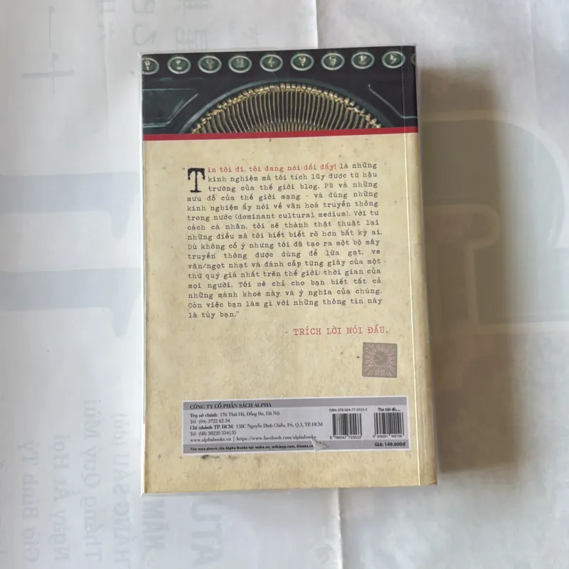 TIN TÔI ĐI, TÔI ĐANG NÓI DỐI ĐẤY! 977016