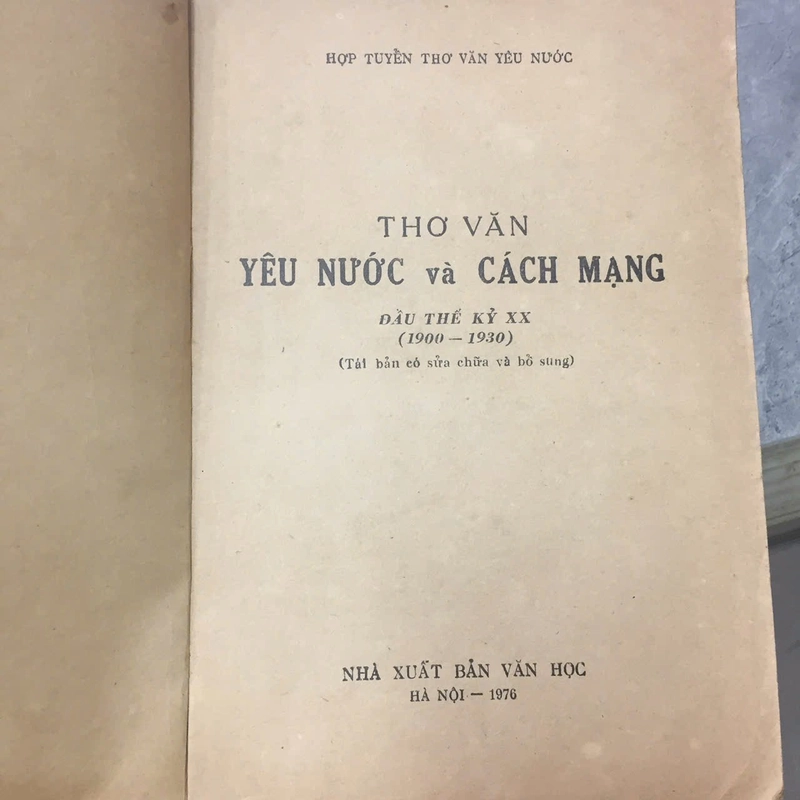 THƠ VĂN YÊU NƯỚC VÀ CÁCH MẠNG ĐẦU THẾ KỈ XX ( 1900-1930 ) 497935