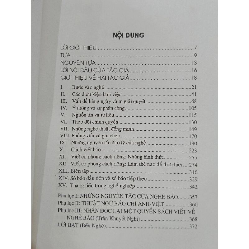 Bước vào nghề báo - Leonard Ray Teel & Ron Taylor (Trần Quang Giư, Kiều Anh dịch) 497715