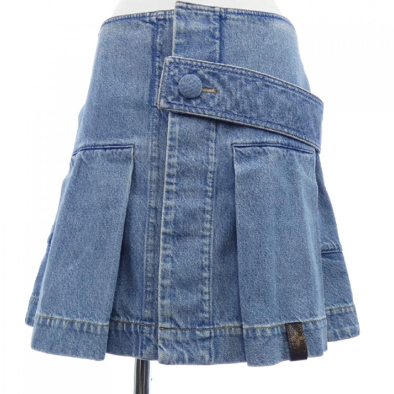 Váy LOUIS VUITTON FQJU09EFY 648956