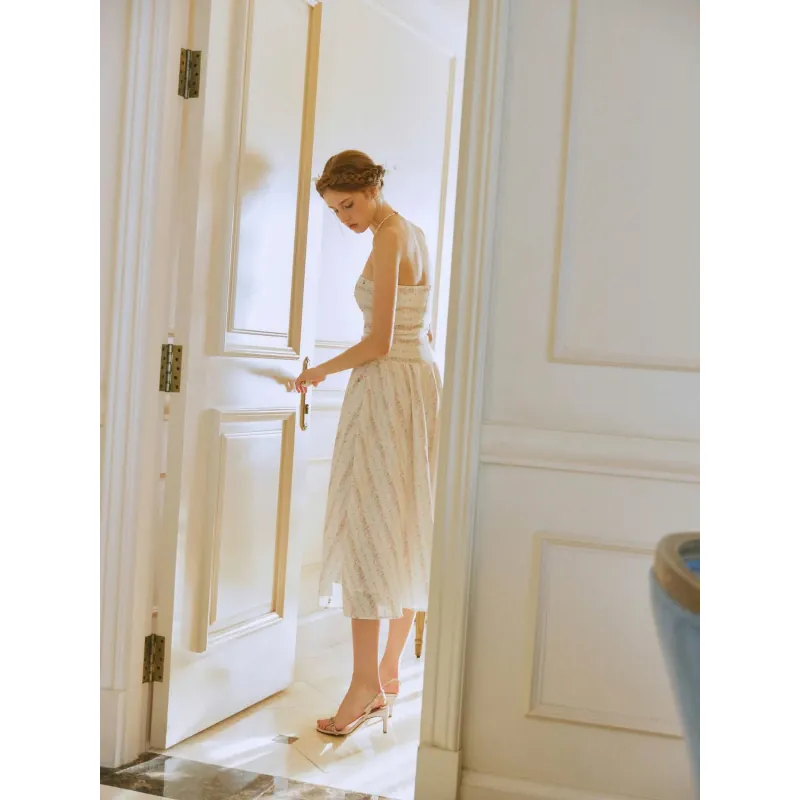 Váy nữ maxi dáng dài chất liệu linen nhẹ nhàng, màu trắng hoa văn 777188