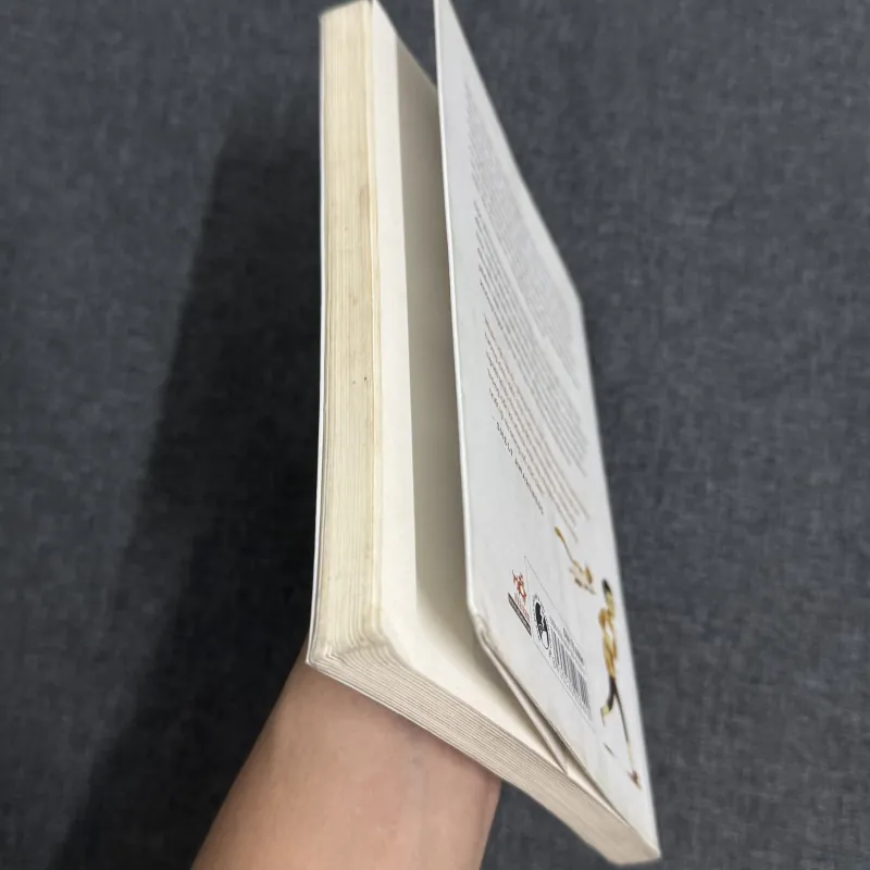 Những cuộc phiêu lưu sáng chói của Flora và Ulysses - Kate DiCamillo 761035