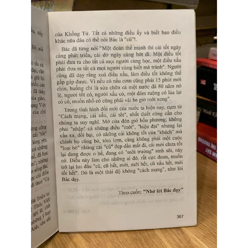 117 Chuyện kể về tấm gương đạo đức Hồ Chí Minh - TT Thông tin công tác tư tưởng 757143