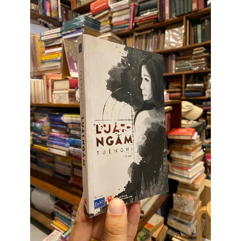 Luật ngầm - Tuệ Nghi 226302