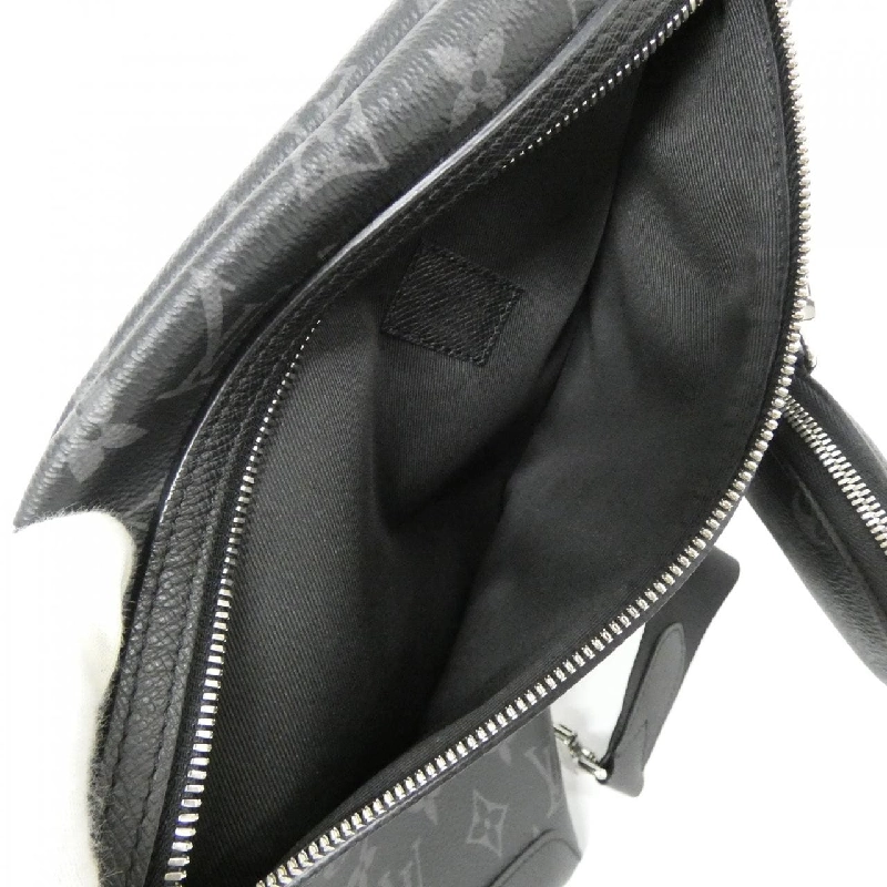 Túi đeo chéo Louis Vuitton Taiga Lama Duo M30936 - Hàng hiệu Chính hãng 767133