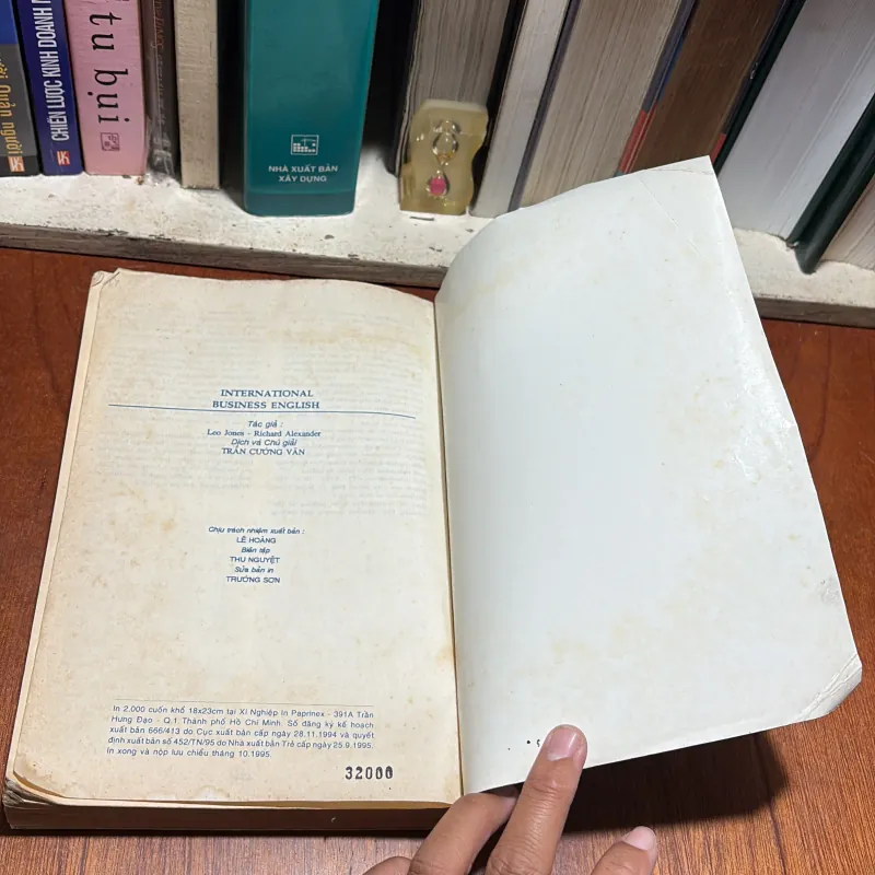 [Góc Giấy Xoăn] - II Học Tiếng Anh: International Business English - 1995 926888