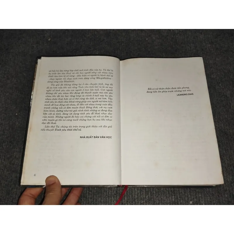 TÌNH YÊU THỜI THỔ TẢ - GABRIEL GARCIA MÁRQUEZ 991092