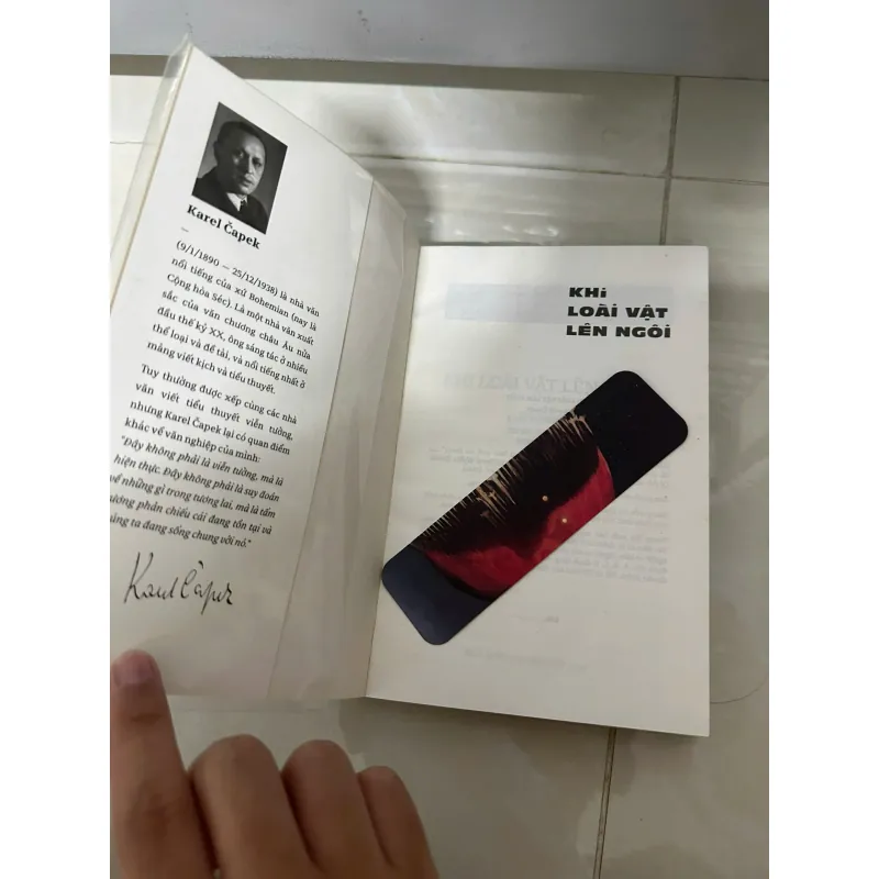 Khi Loài Vật Lên Ngôi - Karel Capek (Bìa mềm) 698128