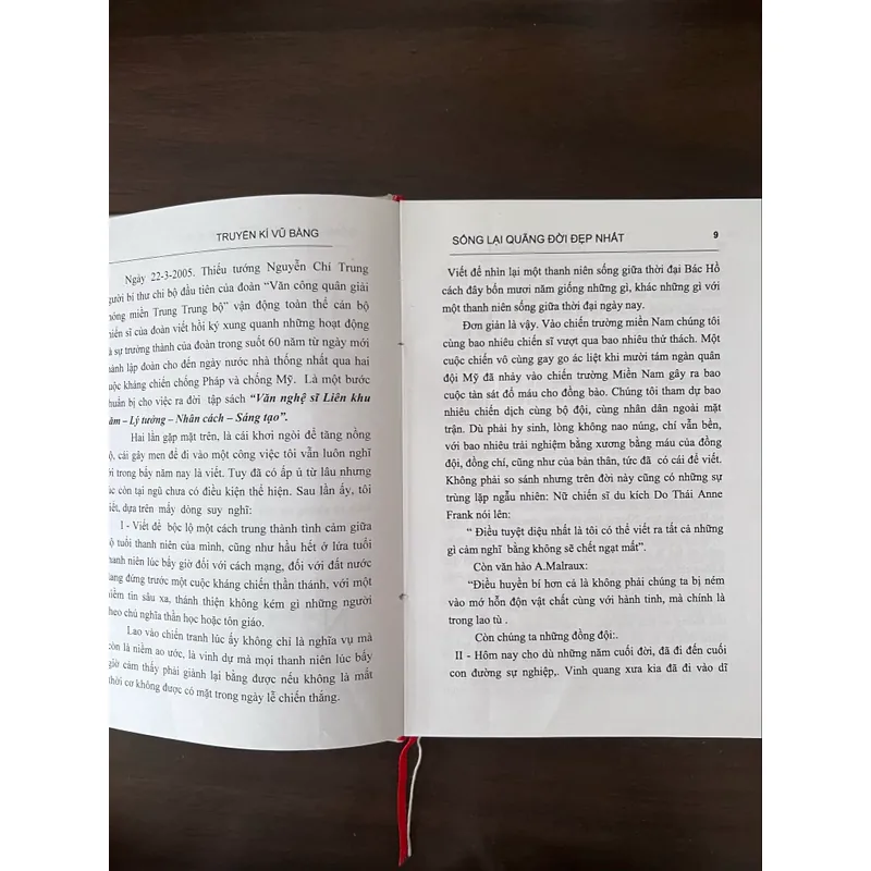 📖 Sống lại quãng đời đẹp nhất (kèm chữ ký tác giả) 595737