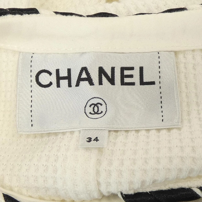 Jacket không cổ CHANEL P70028V60820 21C 630372