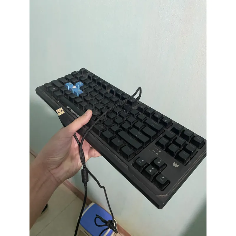 Bàn Phím Cơ Predator  715015