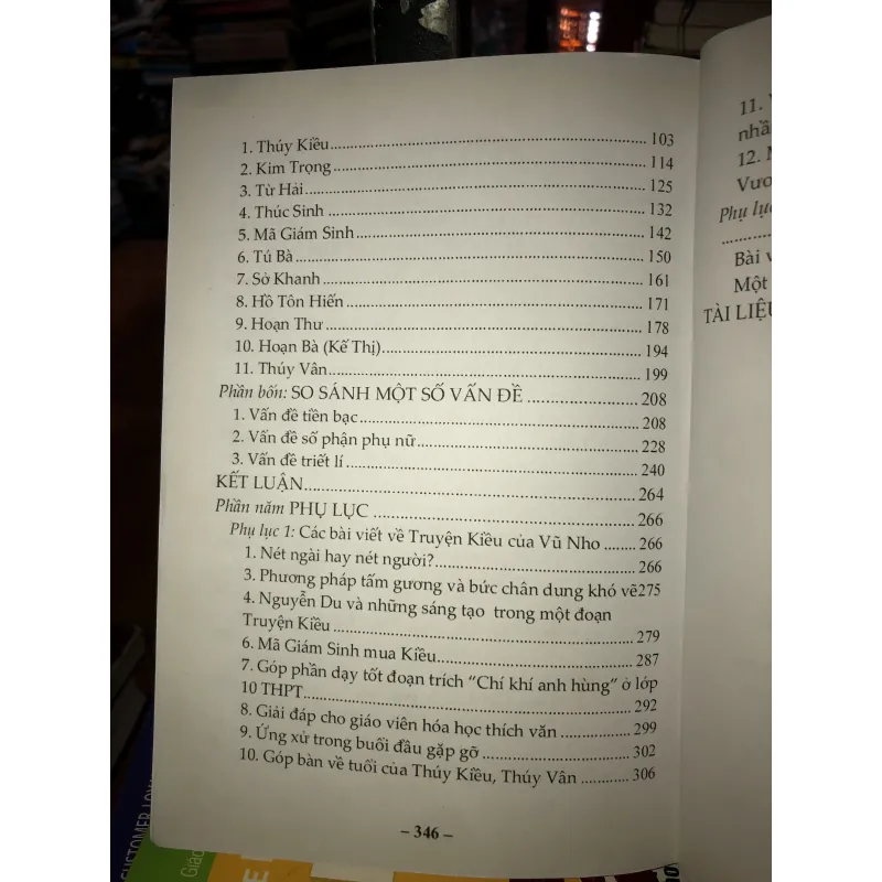Từ Kim Vân Kiều đến Truyện Kiều so sánh và bình luận - Vũ Nho 1029685