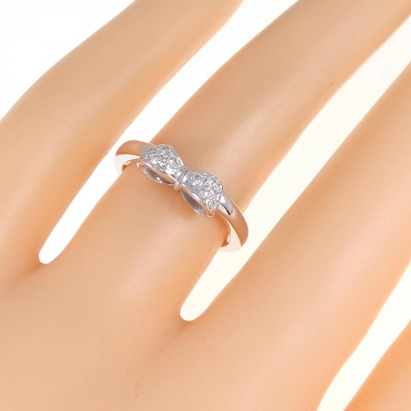 Nhẫn kim cương K18WG hình ruy băng 0.11CT 672621