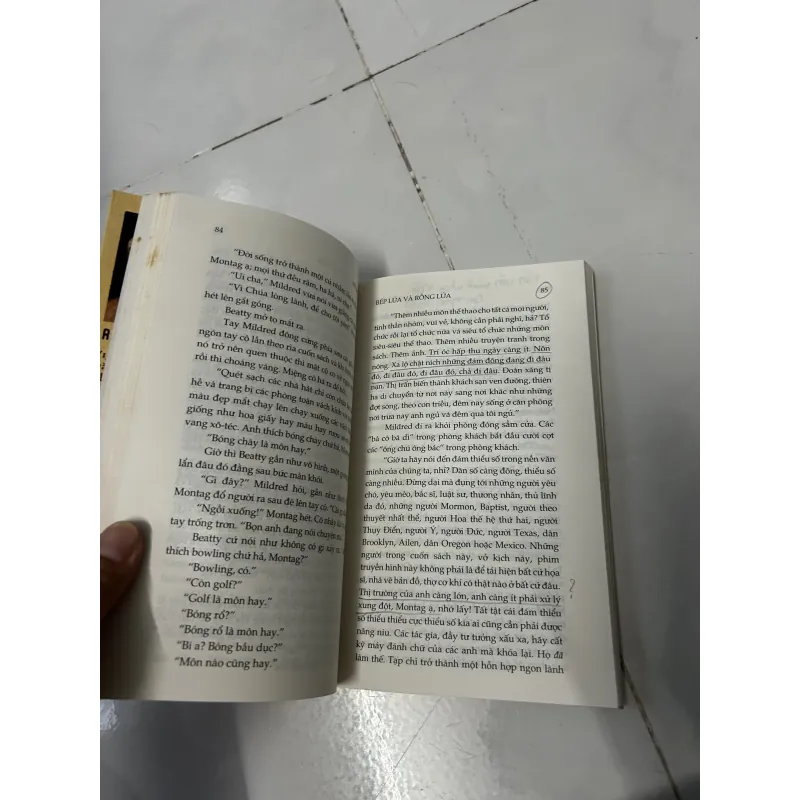 45 độ F - Ray Bradbury 1029560