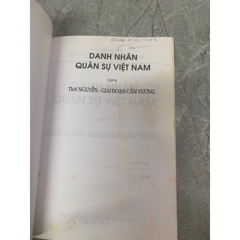 DOANH NHÂN QUÂN SỰ VIỆT NAM THỜI NGUYỄN GIAI ĐOẠN CẦN VƯƠNG  273298