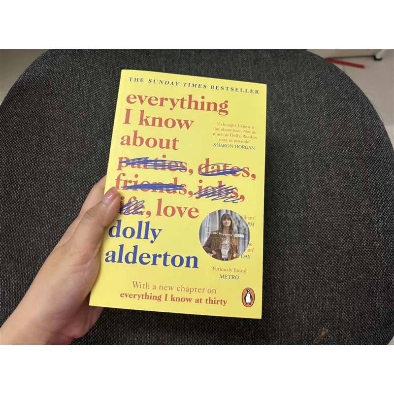 Everything I Know About Love Book by Dolly Alderton - Rất mới 99.9% 455908