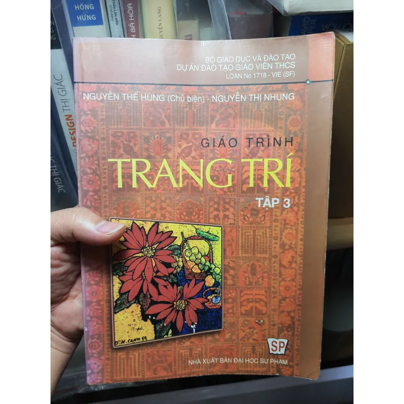 Giáo trình trang trí - tập 3  674845