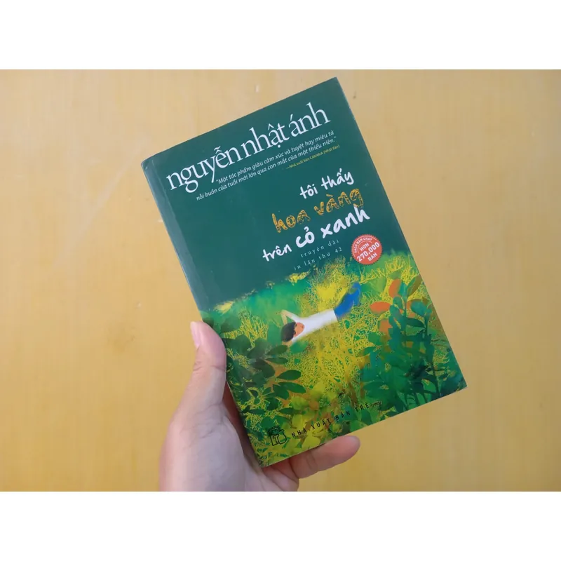 Tôi thấy hoa vàng trên cỏ xanh, sách văn học, tiếng Việt  715306