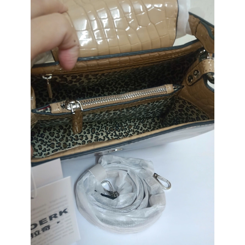 TÚI XÁCH NỮ PHỐI 2 MÀU SANG 517477