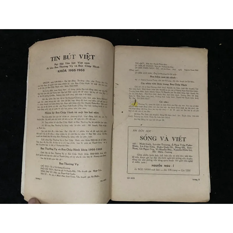 Tạp chí trước 1975: Tin sách 1024313