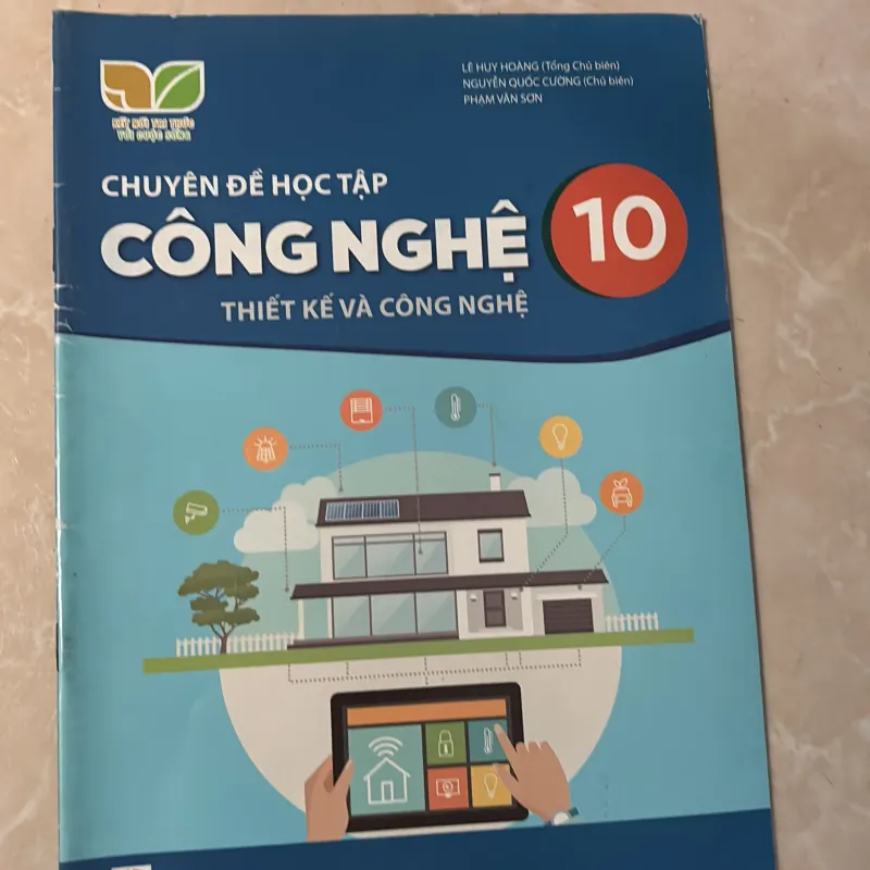 Công nghệ 10 và 12 977712