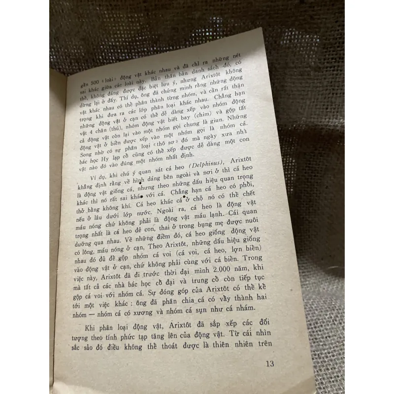 Lược sử sinh học-210 trang - mọt ăn chấm li ti - không ảnh hưởng nội dung  800209