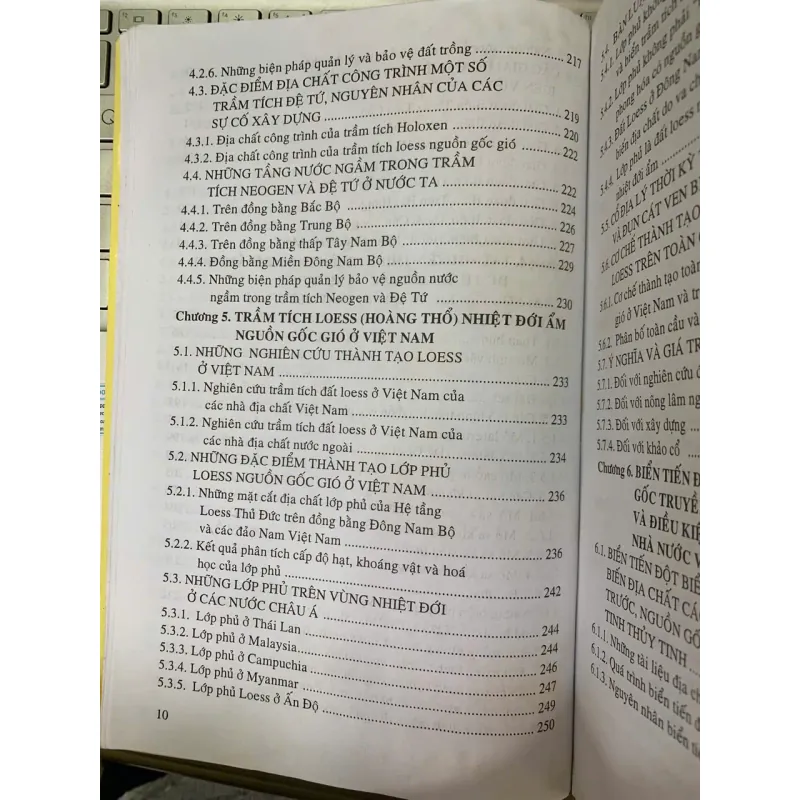 ĐỊA CHẤT VÀ MÔI TRƯỜNG ĐỆ TỨ VIỆT NAM - TS. HOÀNG NGỌC KỶ 559710