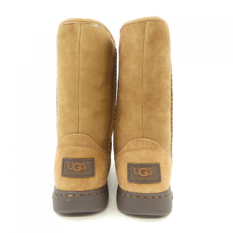 Giày bốt UGG - Hàng hiệu Authentic 828865