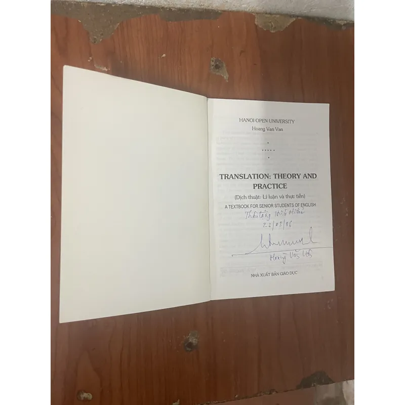 COMBO INTRODUCING DISCOURSE ANALYSIS and TRANSLATION : THEORY AND PRACTICE - HOANG VAN VAN 598762