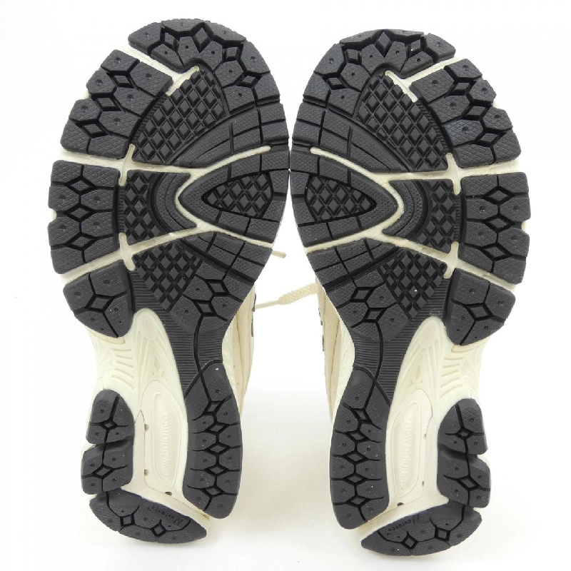 Giày thể thao NEW BALANCE M2002RCC 655841