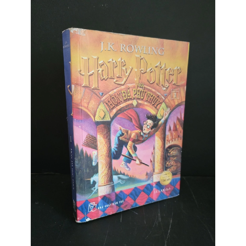 Harry Potter và hòn đá phù thủy mới 80% bẩn bìa, ố, tróc bìa 2016 J.K.Rowling HCM3004 VĂN HỌC 445094