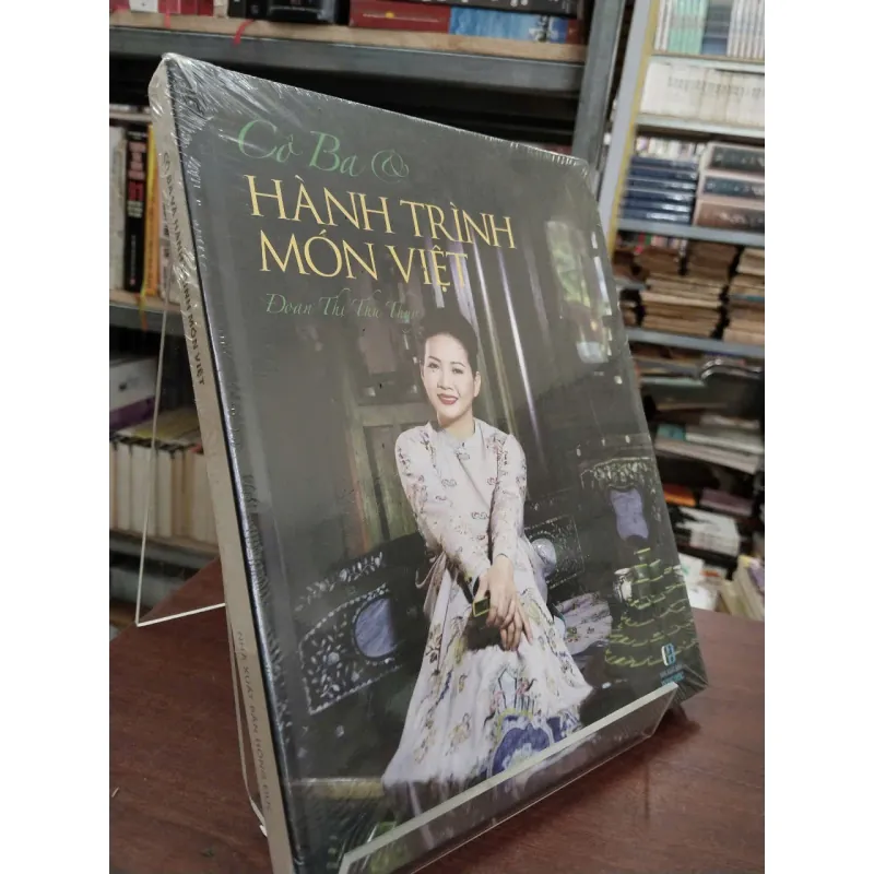 CÔ BA VÀ HÀNH TRÌNH MÓN VIỆT (BÌA CỨNG) - ĐOÀN THỊ THU THỦY 996304
