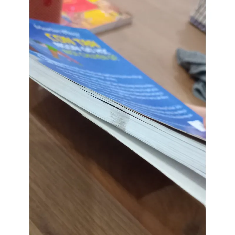 Con trai ngoài giờ học nói chuyện gì? - Martin Oliver ( Bùi Thị Ngọc Hương, Nguyễn Lê Hoài Nguyên biên dịch ) 568480