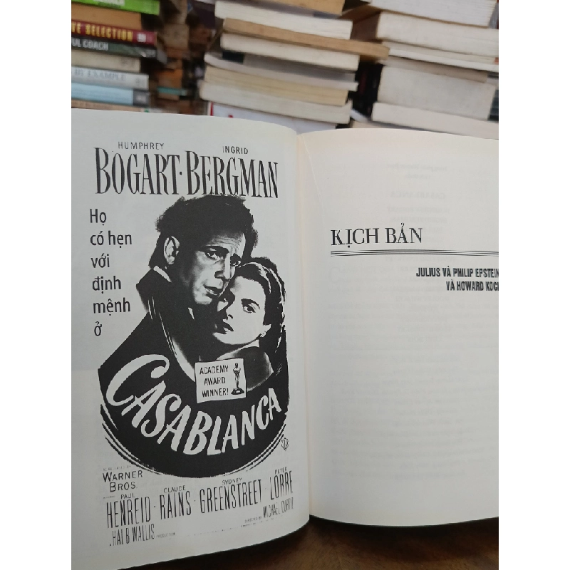 Casablanca: Bộ phim huyền thoại - Howard Kochi 470582