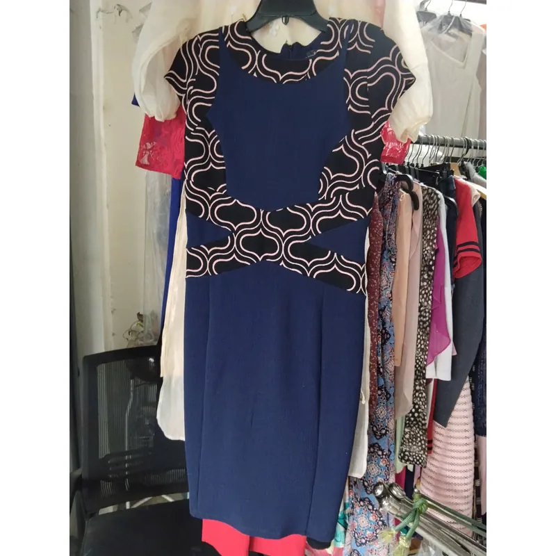 Đầm R&K size S giá 65k 1063071
