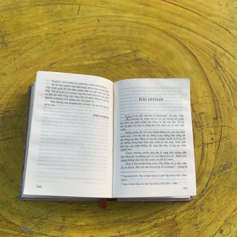 BÔNG HỒNG VÀNG VÀ BÌNH MINH MƯA- KONXTANTIN PAUXTOPXKI 782461