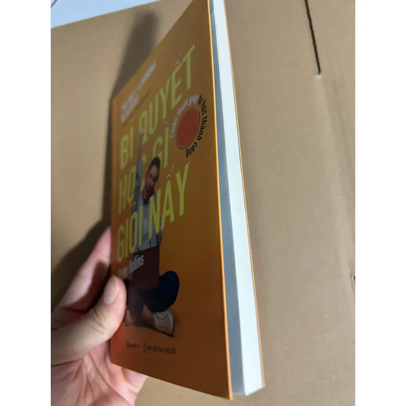 Bí quyết học gì giỏi nấy - PETER HOLLINS 706571