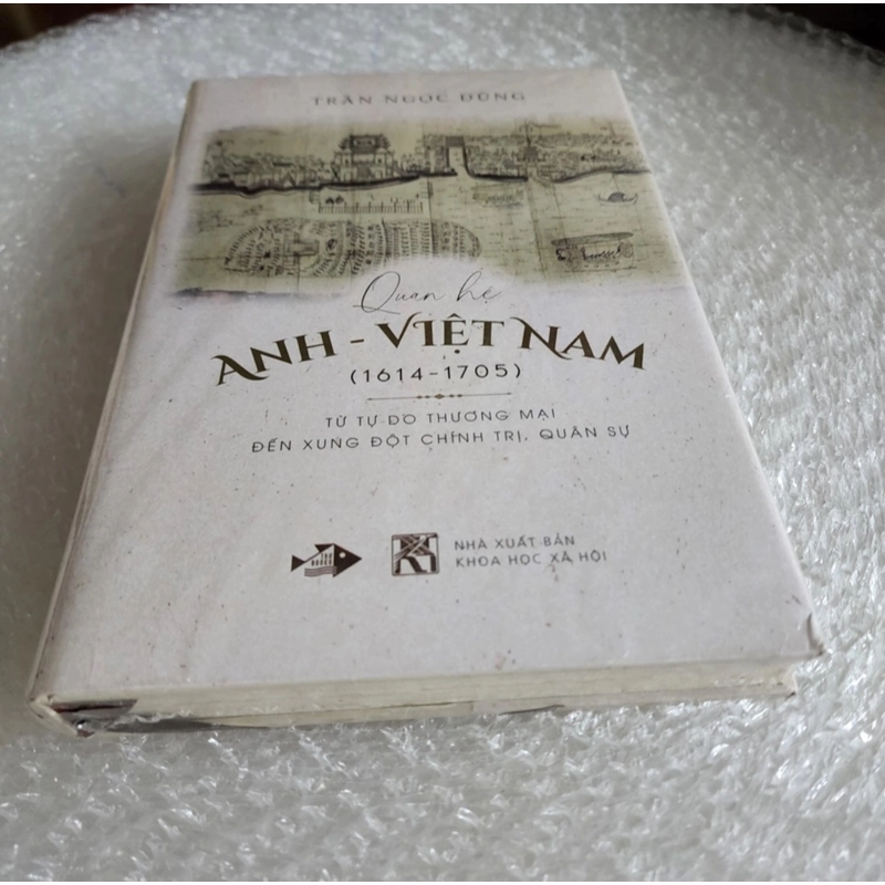 Quan hệ Anh - Việt Nam 1614 - 1705 từ quan hệ thương mại đến xung đột chính trị  493946