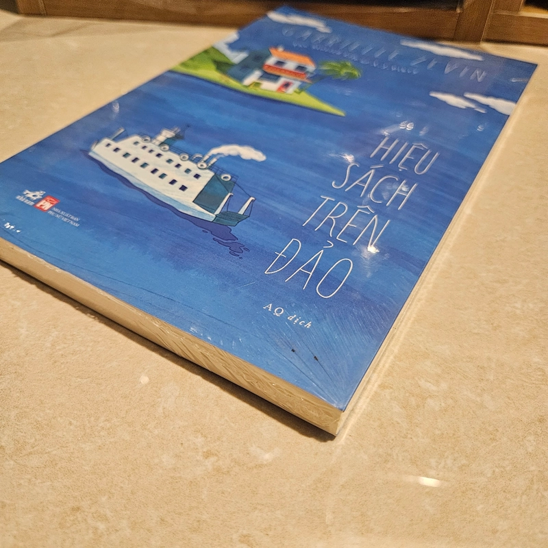 Hiệu sách trên đảo 551077