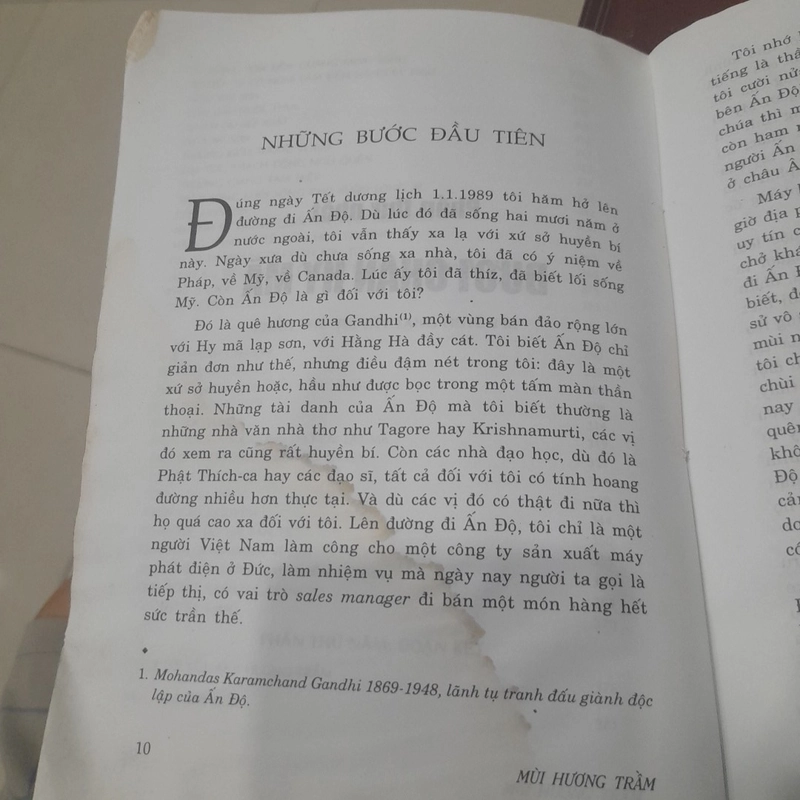 Nguyễn Tường Bách - MÙI HƯƠNG TRẦM (ký sự du hành tại Ấn Độ, Trung Quốc, Tây Tạng) 275125