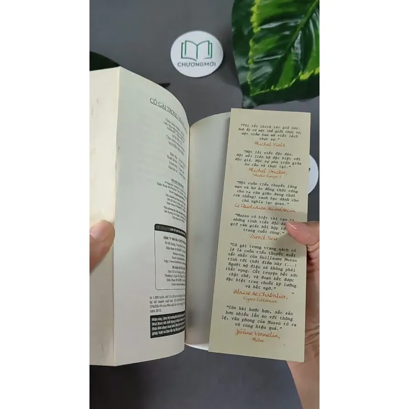 Cô Gái Trong Trang Sách - Guillaume Musso 604624