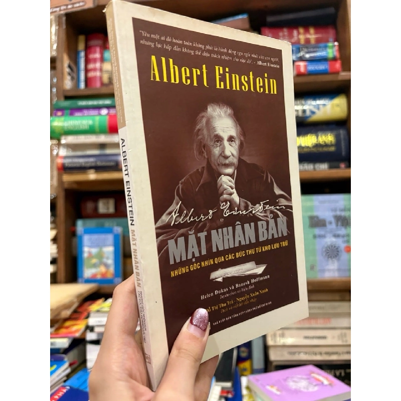 Mặt nhân bản  - Albert Einstein 740033