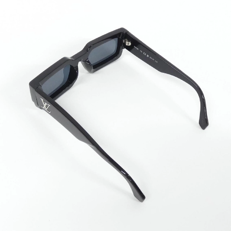 Kính mát Louis Vuitton LV Crush Low Square Z1910E - Hàng hiệu Chính hãng 808049