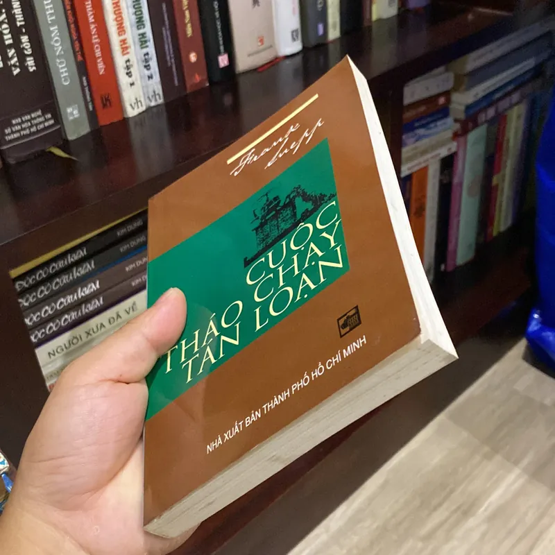 CUỘC THÁO CHẠY TÁN LOẠN, FRANK SNEPP (XB 2000) 568144