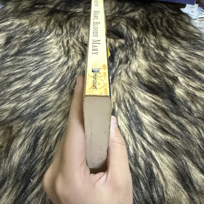 Mary, Bloody Mary  600731