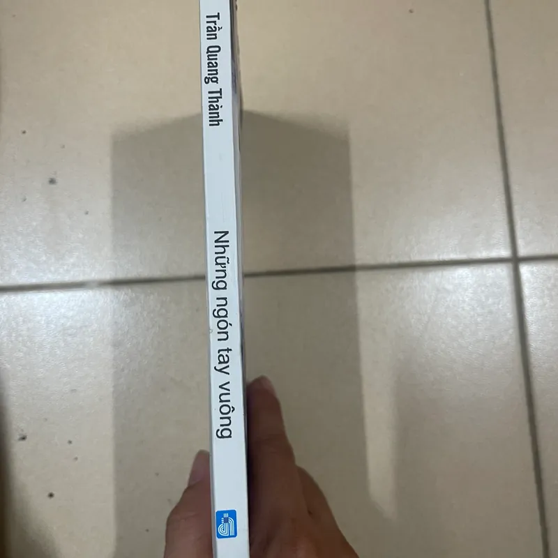 Những ngón tay vuông - Hồi ký chiến tranh (BM) 560838