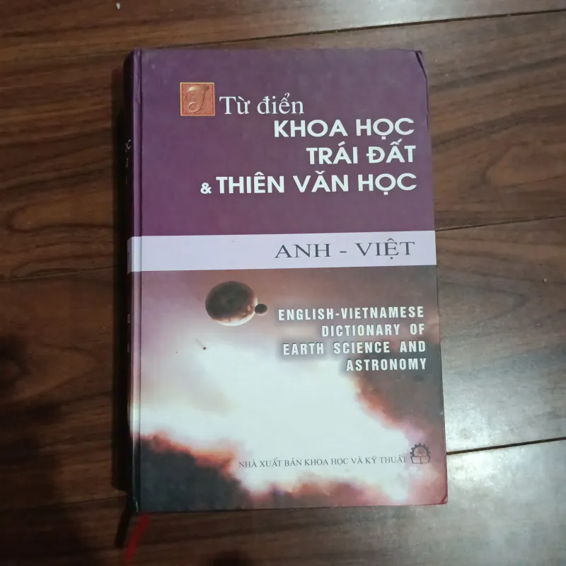 Từ điển khoa học trái đất và thiên văn học 761908