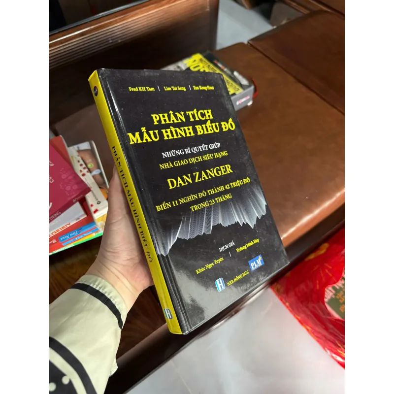 PHÂN TÍCH MẪU HÌNH BIỂU ĐỒ – DAN ZANGER- K4 1023103