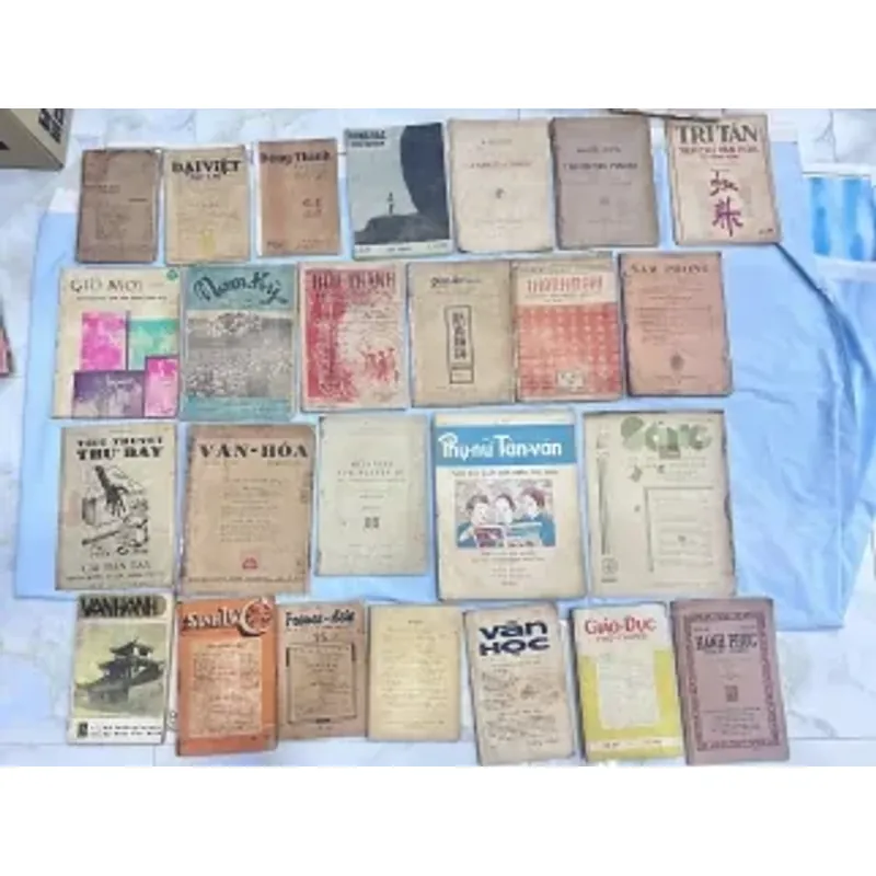 BỘ SƯU TẬP TRUYỆN KIỀU 752128