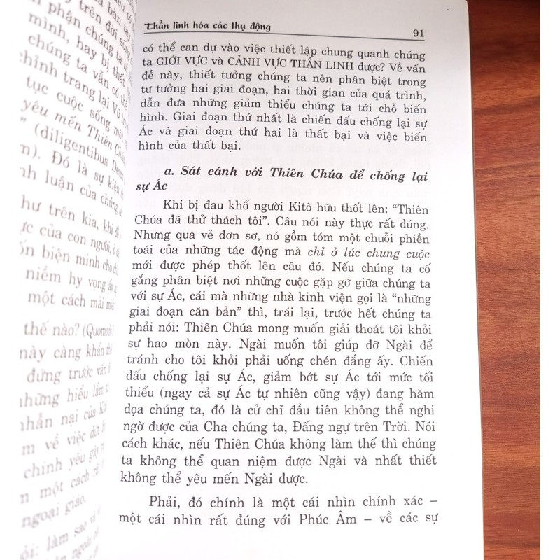 Cảnh Vực Thần Linh - Tiểu Luận Về Đời Sống Nội Tâm / Linh mục Pierre Teilhard De Chardin 186746